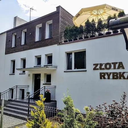 Zlota Rybka Rum i privatbostad